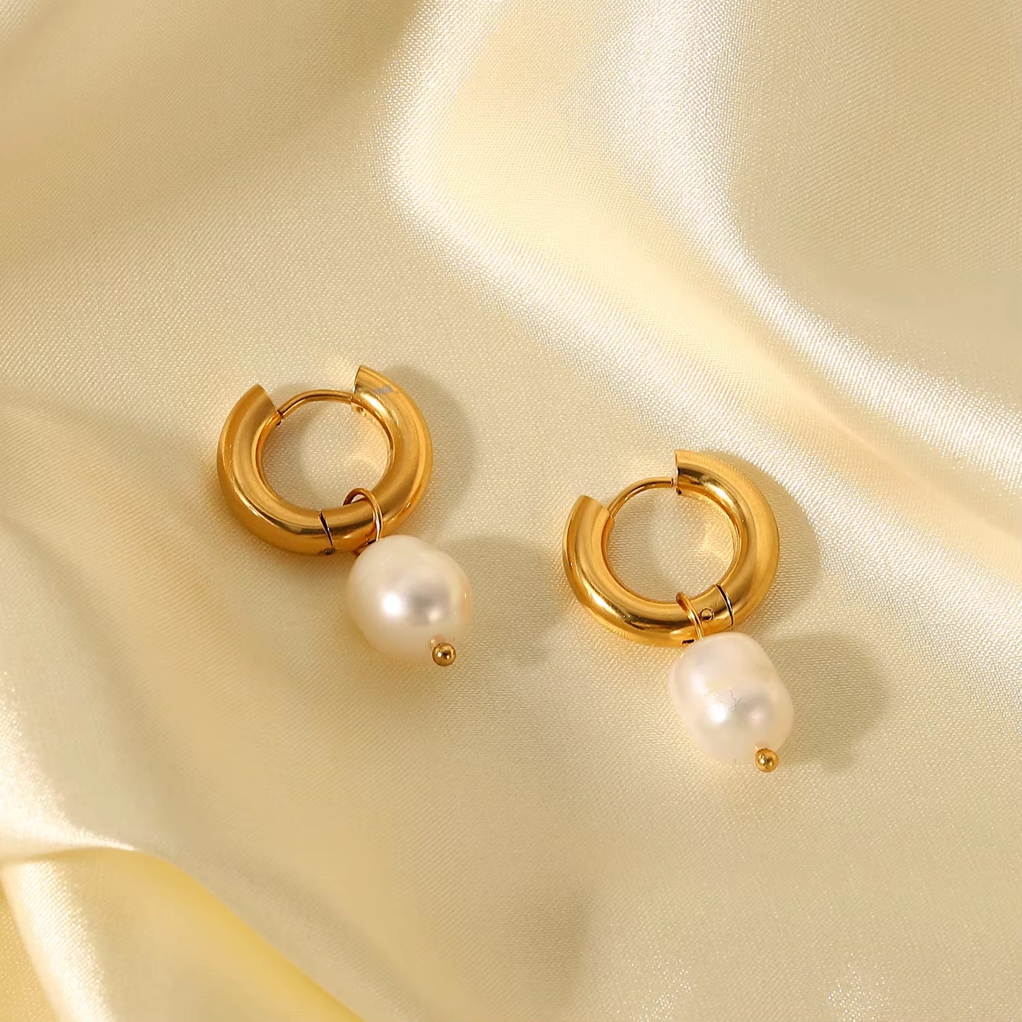 Hot Selling French Style Freshwater Pearl Gold Plated Stainless Steel Jewelry Elegant Drop Earrings for Female Jewelry Girl