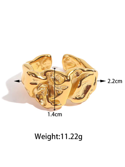 Uworld Vintage Stainless Steel Unique Heart Shaped Ring Twist Design Waterproof Charm Ring for Women Statement Fashion Jewelry