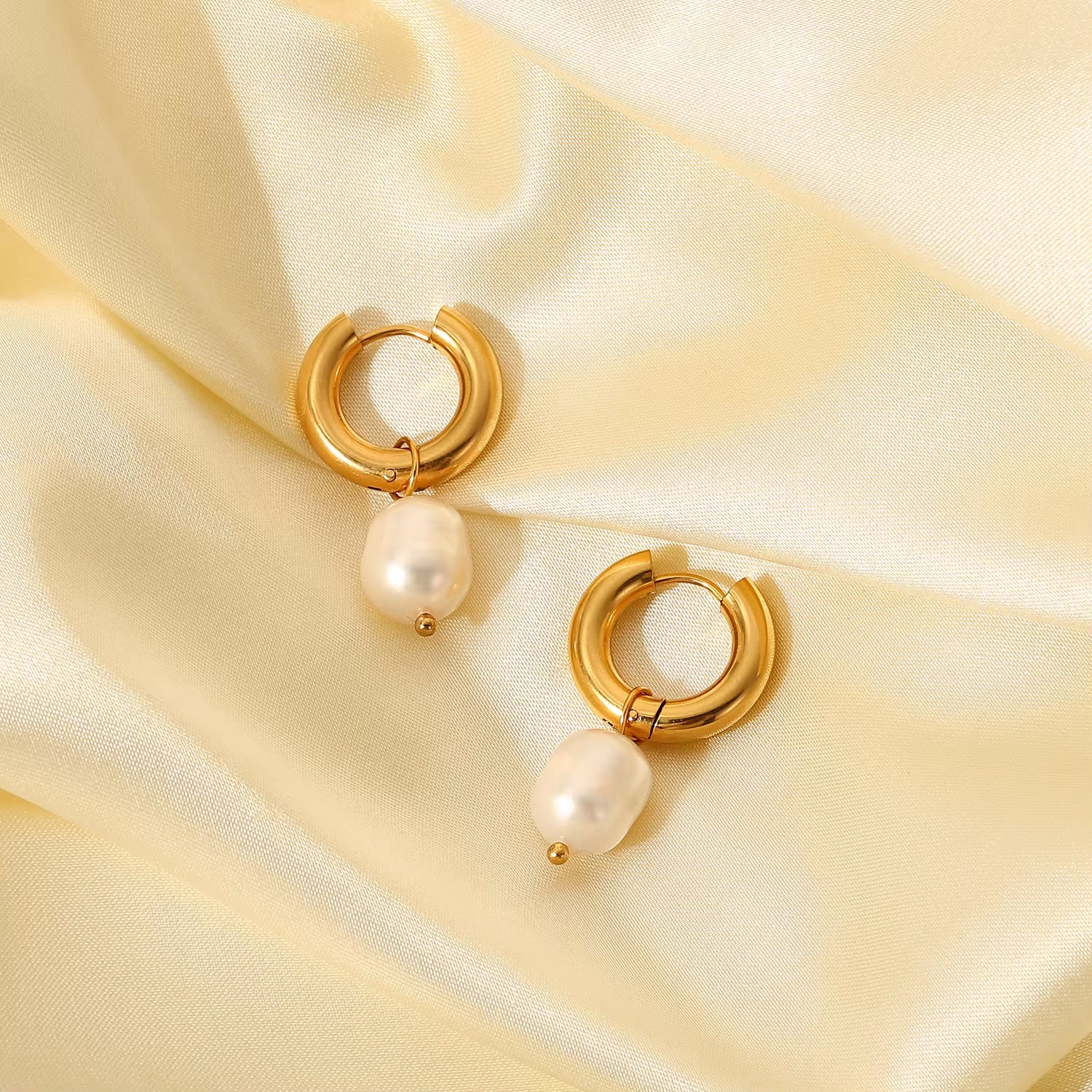 Hot Selling French Style Freshwater Pearl Gold Plated Stainless Steel Jewelry Elegant Drop Earrings for Female Jewelry Girl